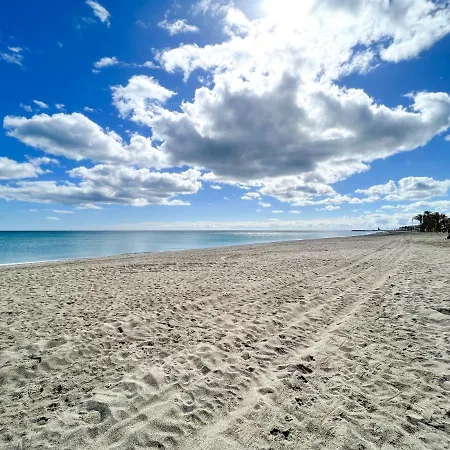 Acogedor De 2 A Solo 150 M De La Playa Sabinillas, Manilva