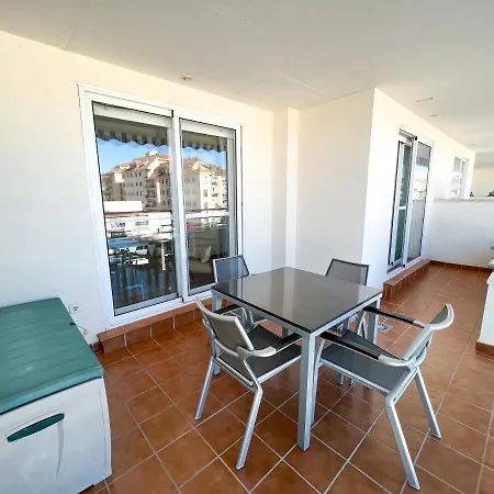 Acogedor De 2 A Solo 150 M De La Playa Sabinillas, Manilva Apartment
